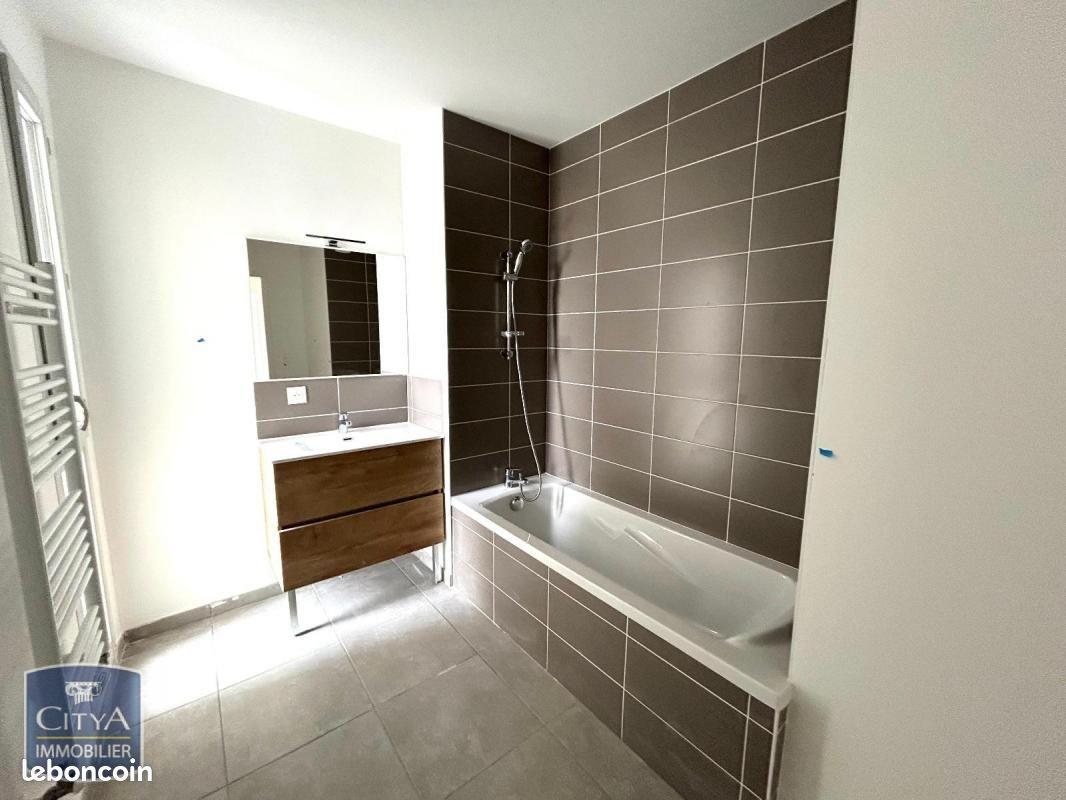 Appartement à louer, 62m², Saint-Etienne