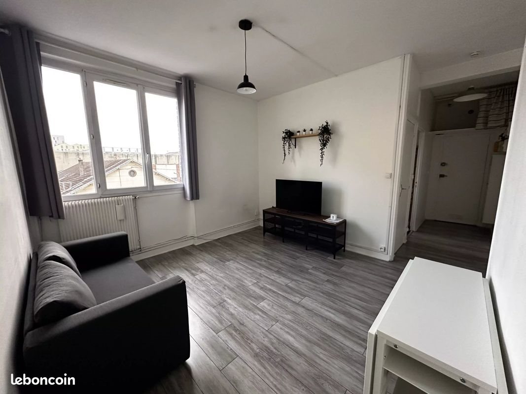 Appartement à louer, 38m², Ivry-sur-Seine