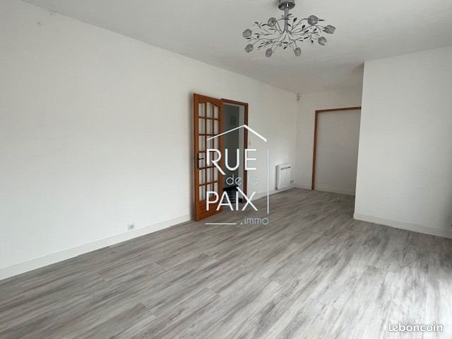 Maison à louer, 63m², Loudun