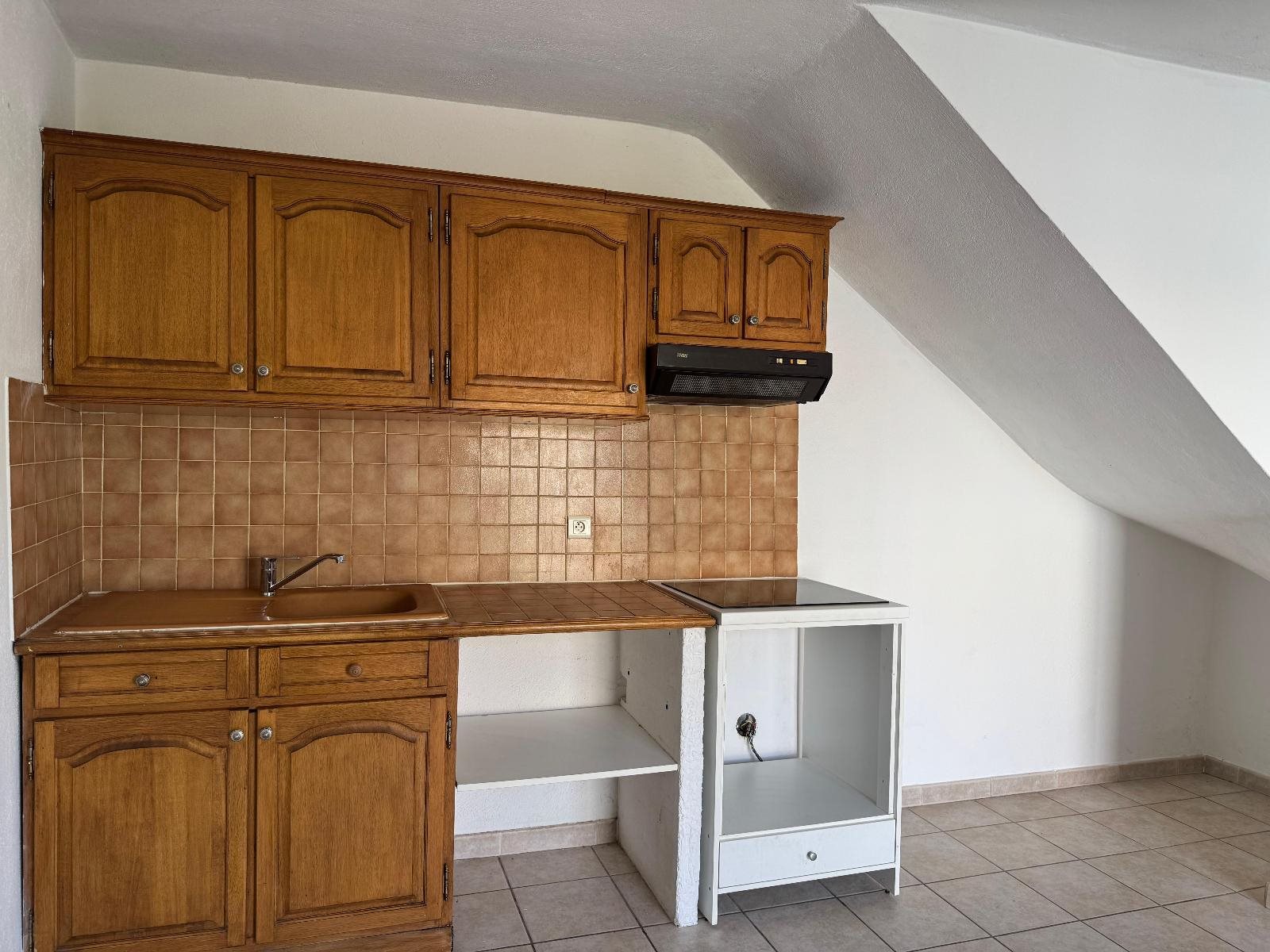 Maison à louer, 68m², Seillons-Source-d'Argens