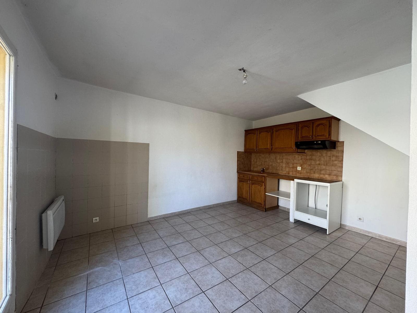 Maison à louer, 68m², Seillons-Source-d'Argens