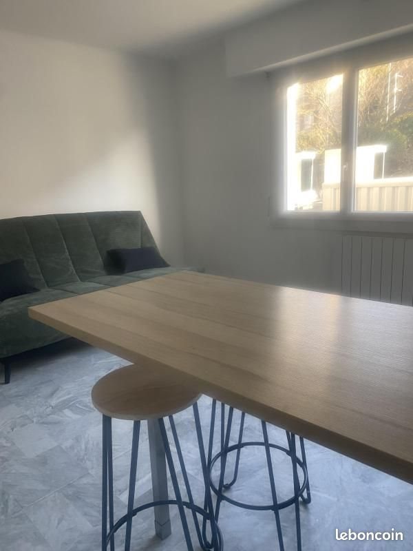 Appartement à louer, 20m², Villefranche-de-Rouergue