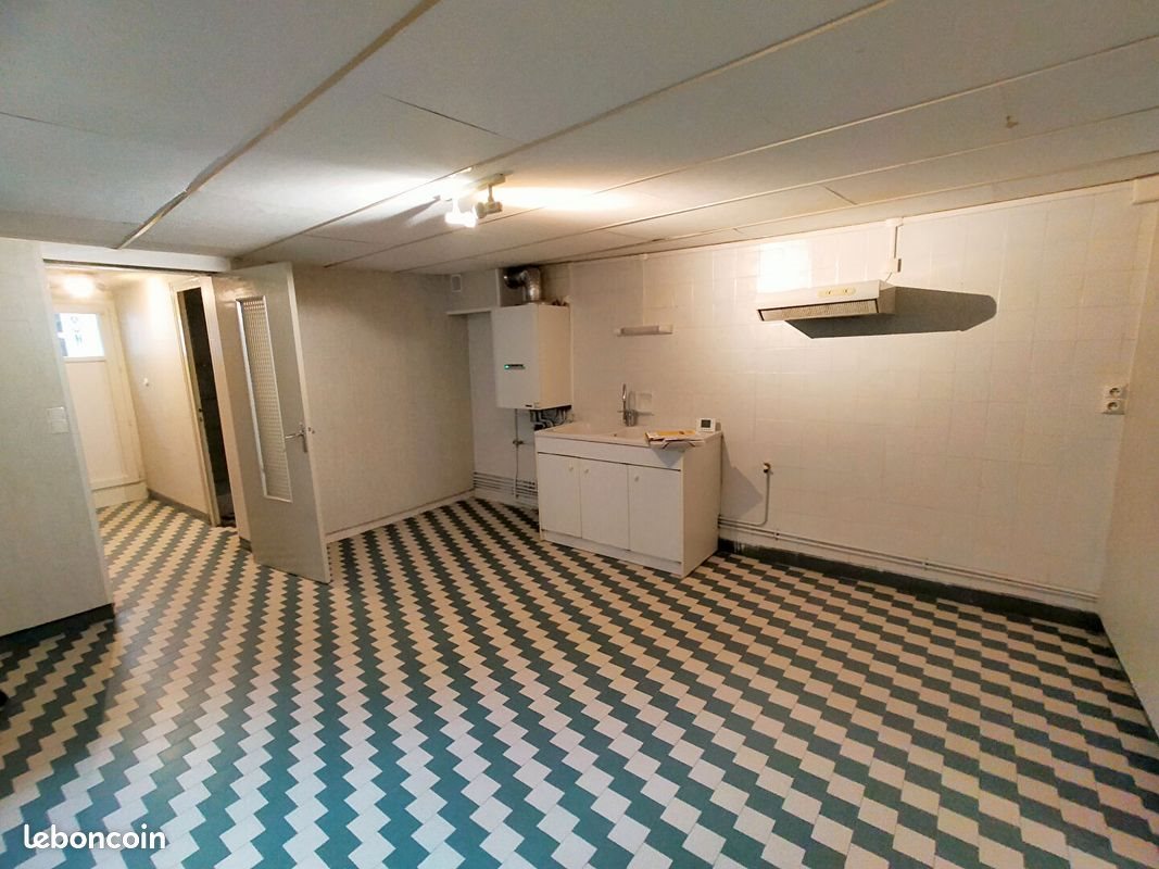 Maison à louer, 74m², Charolles