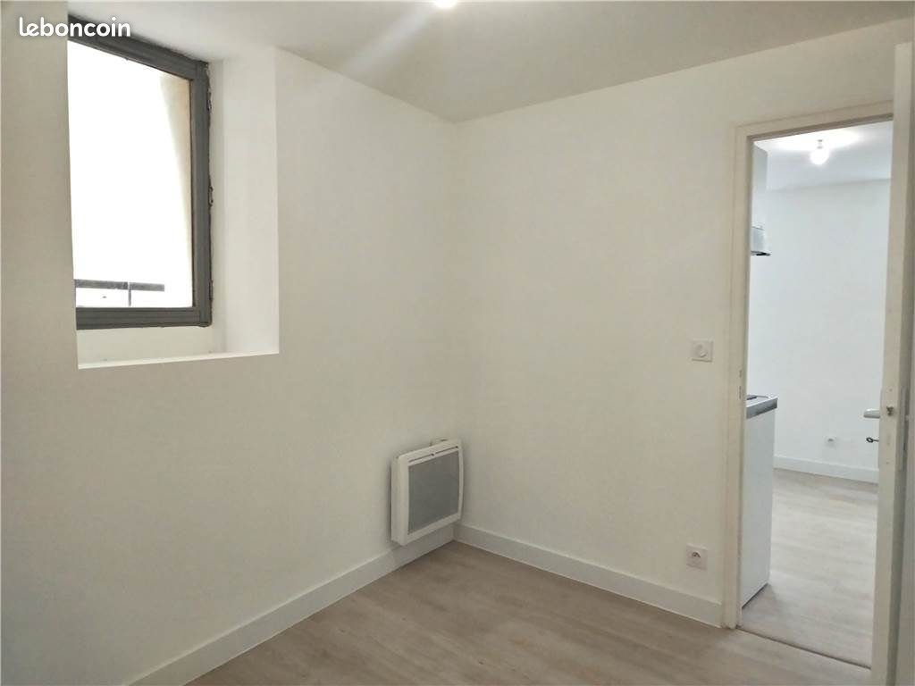 Appartement à louer, 22m², Valréas