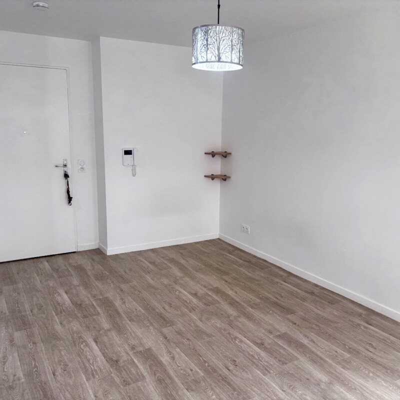 Appartement à louer, 27m², Menucourt