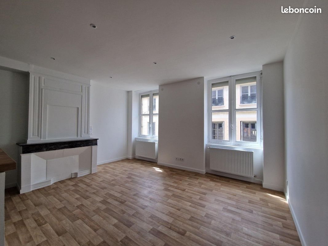 Appartement à louer, 32m², Saint-Etienne