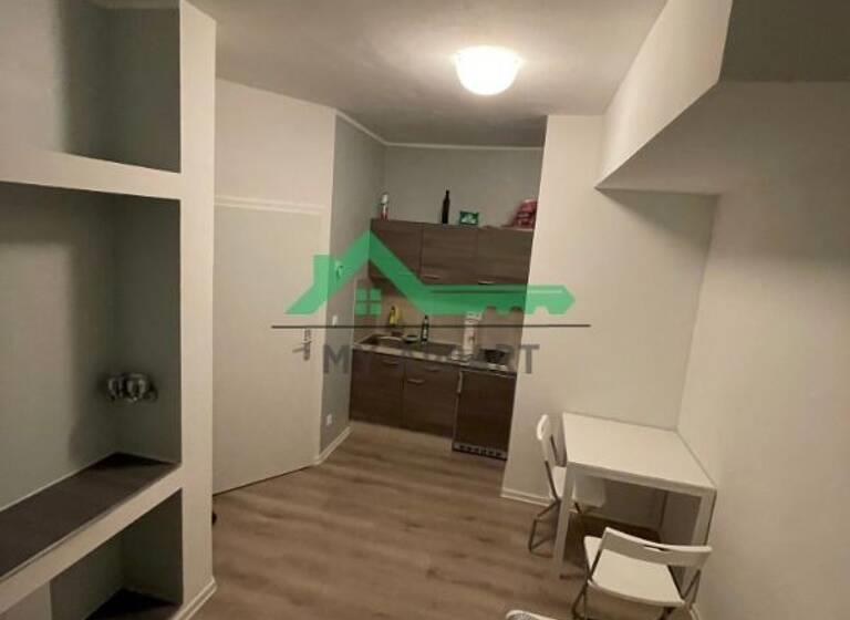 Appartement à louer, 24m², Paris 16ème
