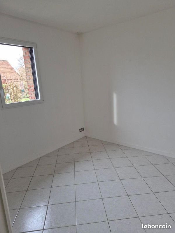 Maison à louer, 66m², Ledringhem