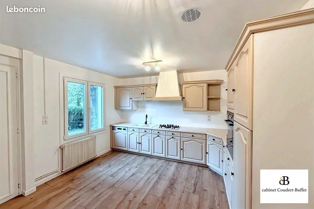 Maison à louer, 90m², Cosne-Cours-sur-Loire