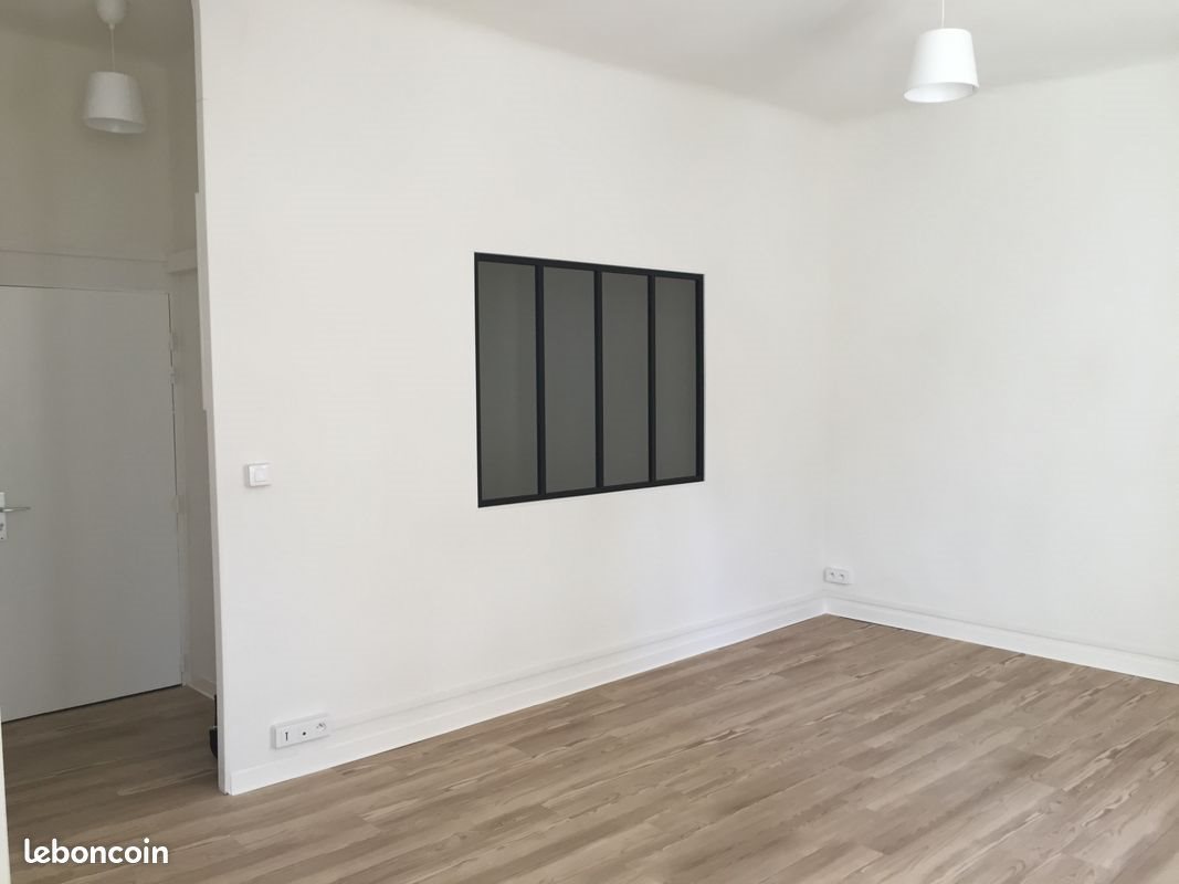 Appartement à louer, 40m², Marseille 4ème