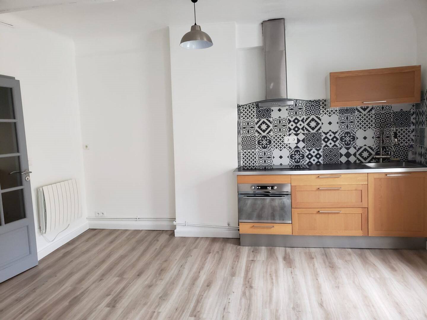 Appartement à louer, 49m², Saint-Chamas