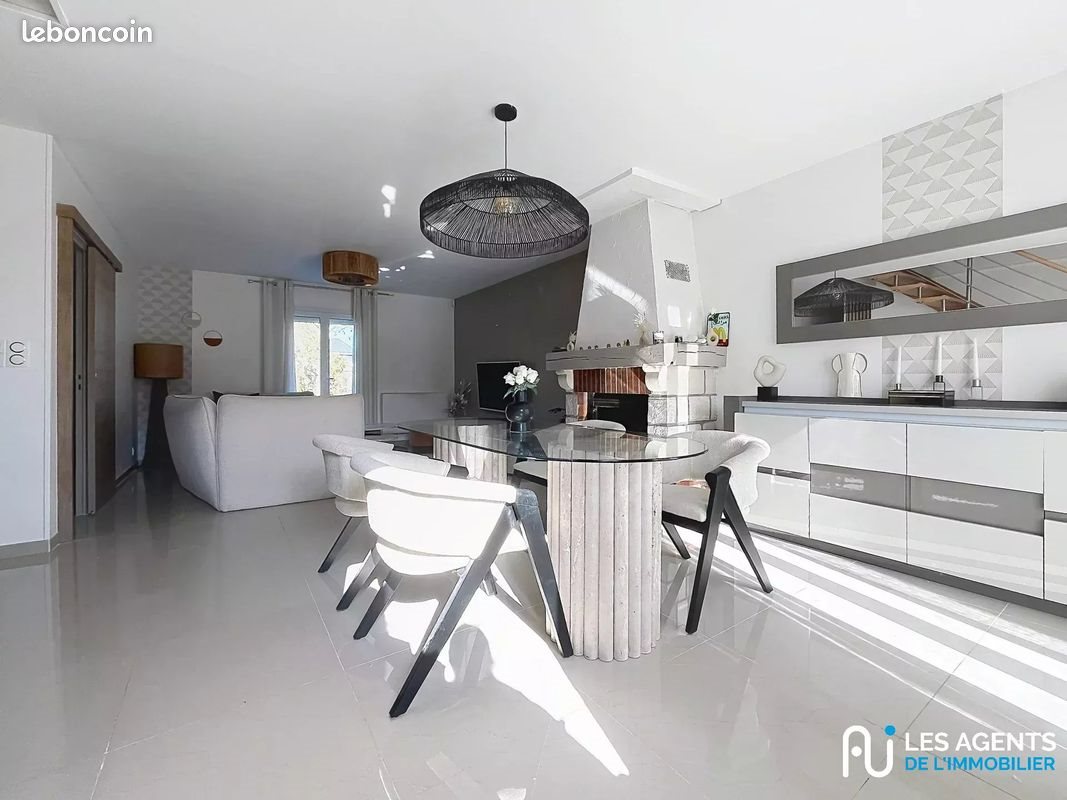 Maison à louer, 113m², Saint-Jean-de-la-Ruelle