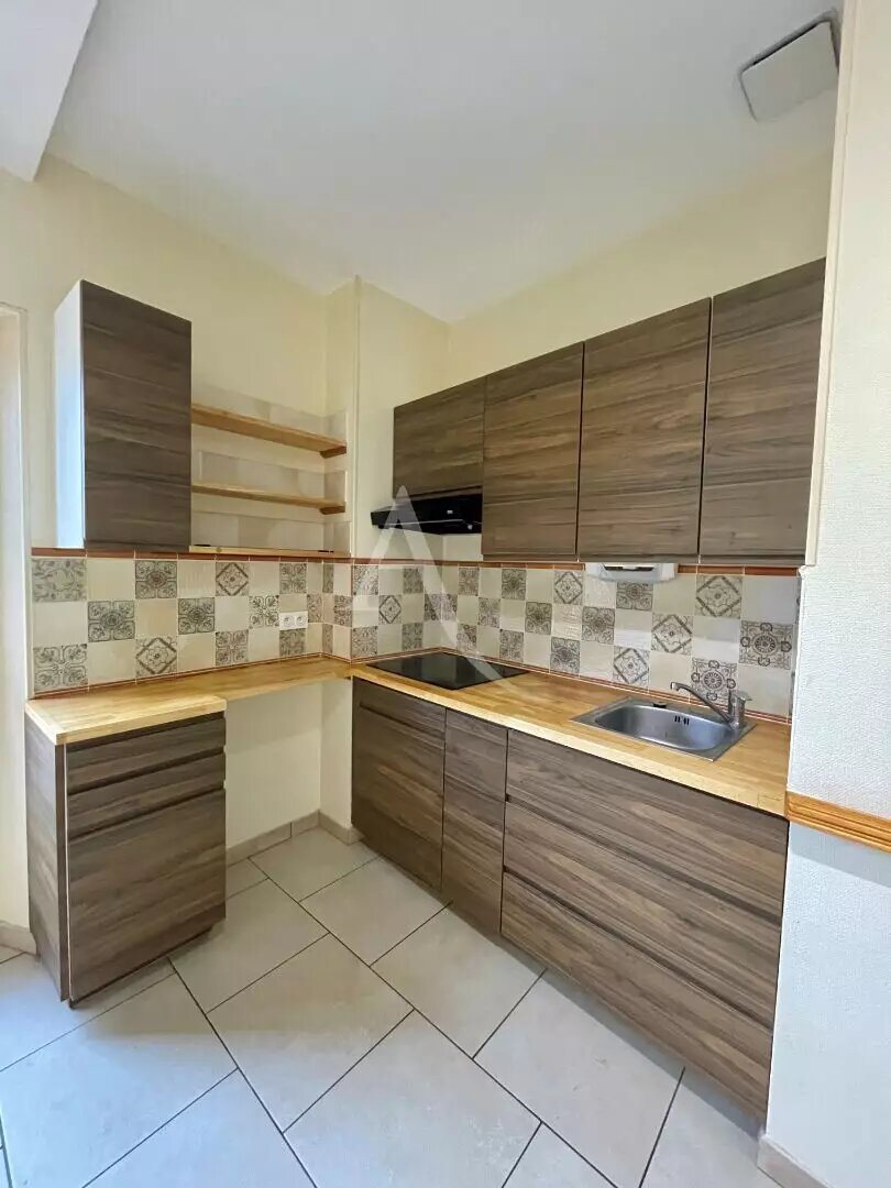 Appartement à louer, 31m², L'Isle-Jourdain