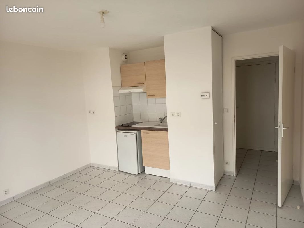 Appartement à louer, 23m², Grugies