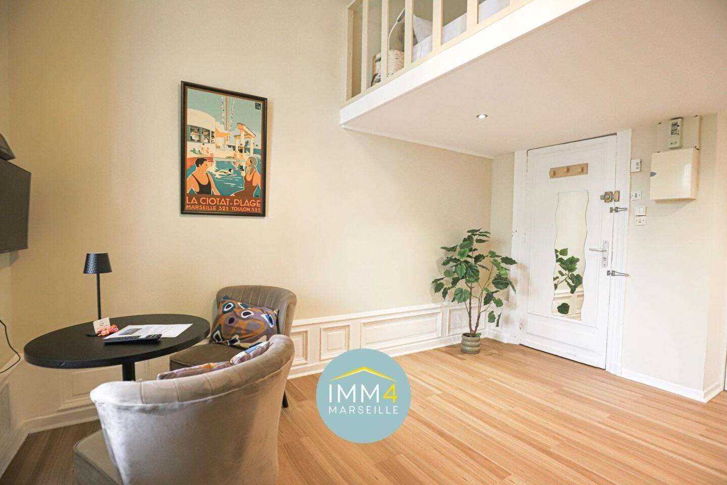 Appartement à louer, 24m², Marseille 4ème