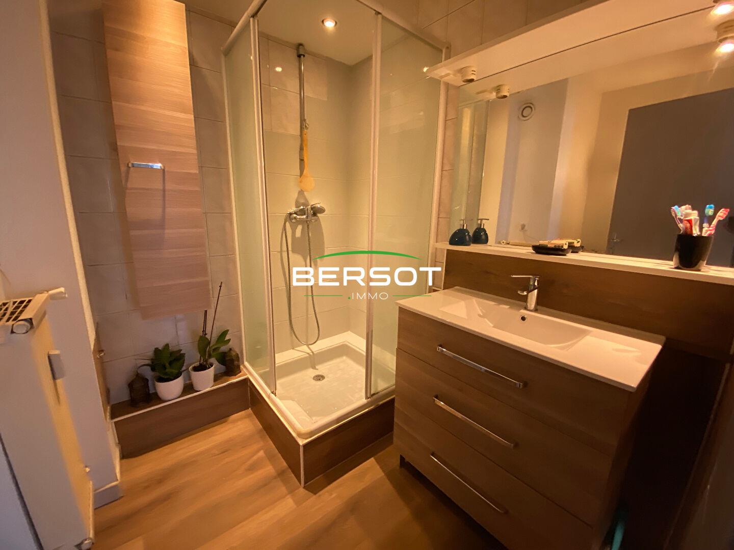 Compra: Apartamento (70000)