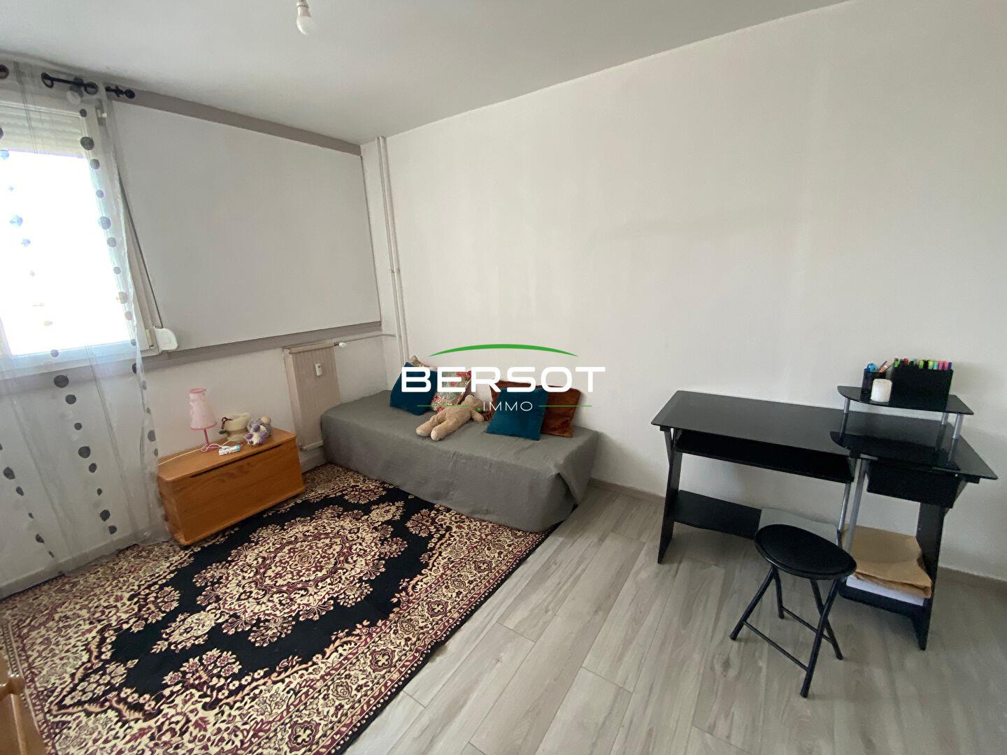 Compra: Apartamento (70000)
