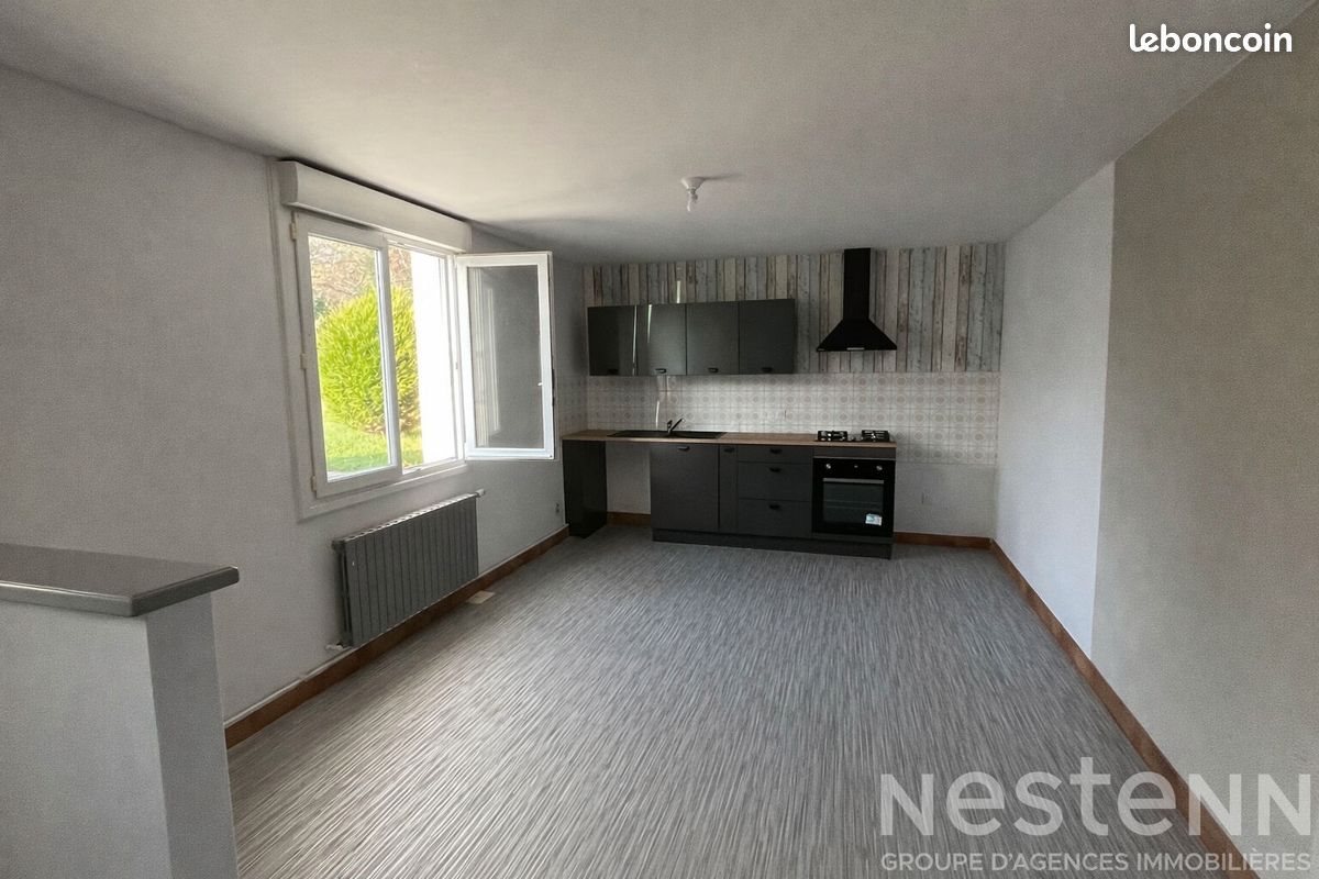 Maison à louer, 92m², Pluvigner
