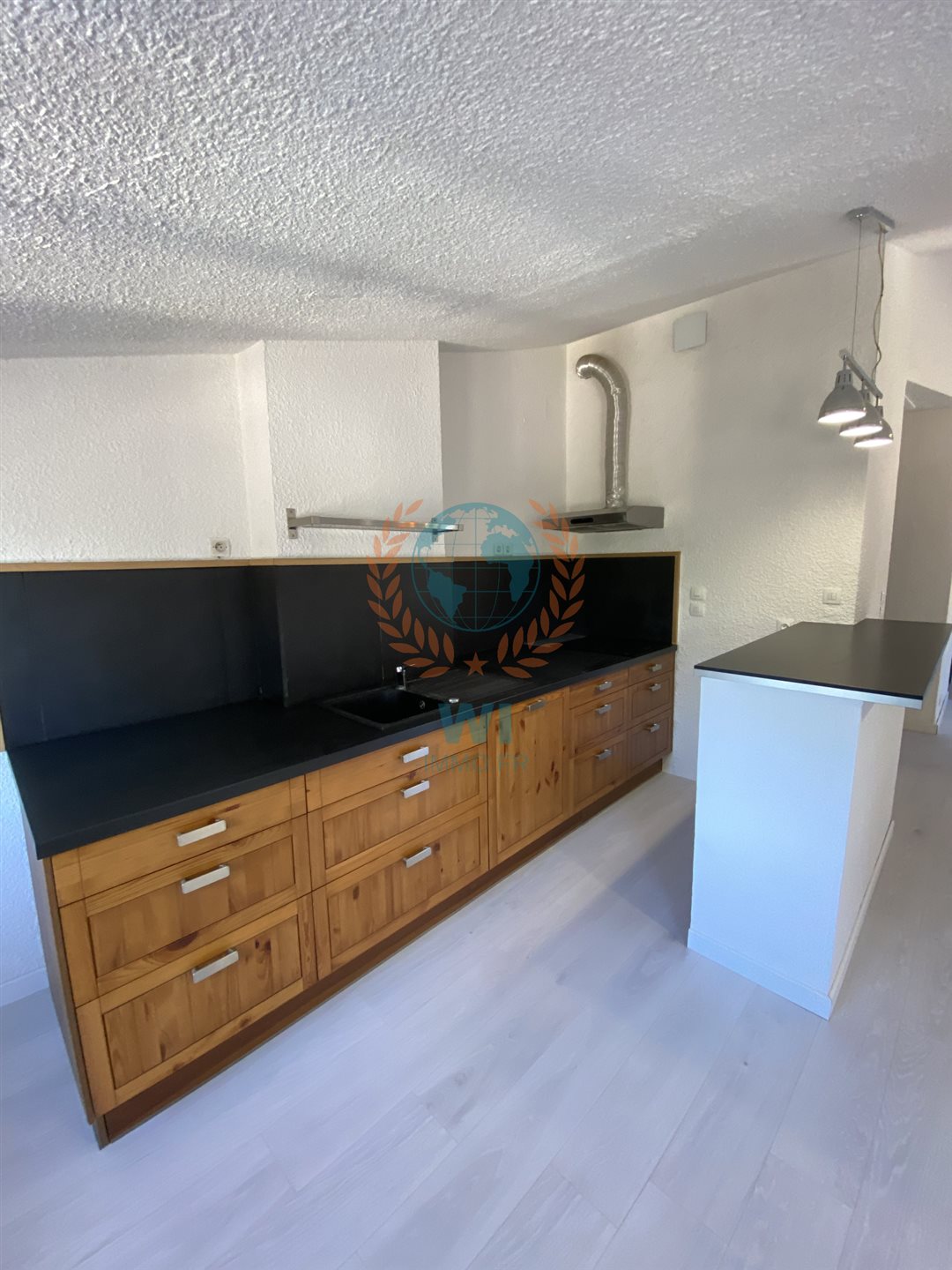 Appartement à louer, 65m², Trans-en-Provence