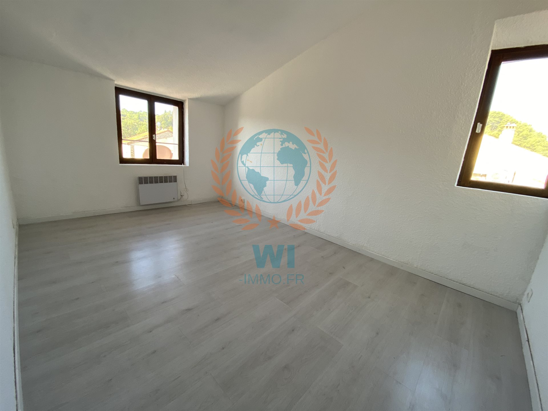 Appartement à louer, 65m², Trans-en-Provence