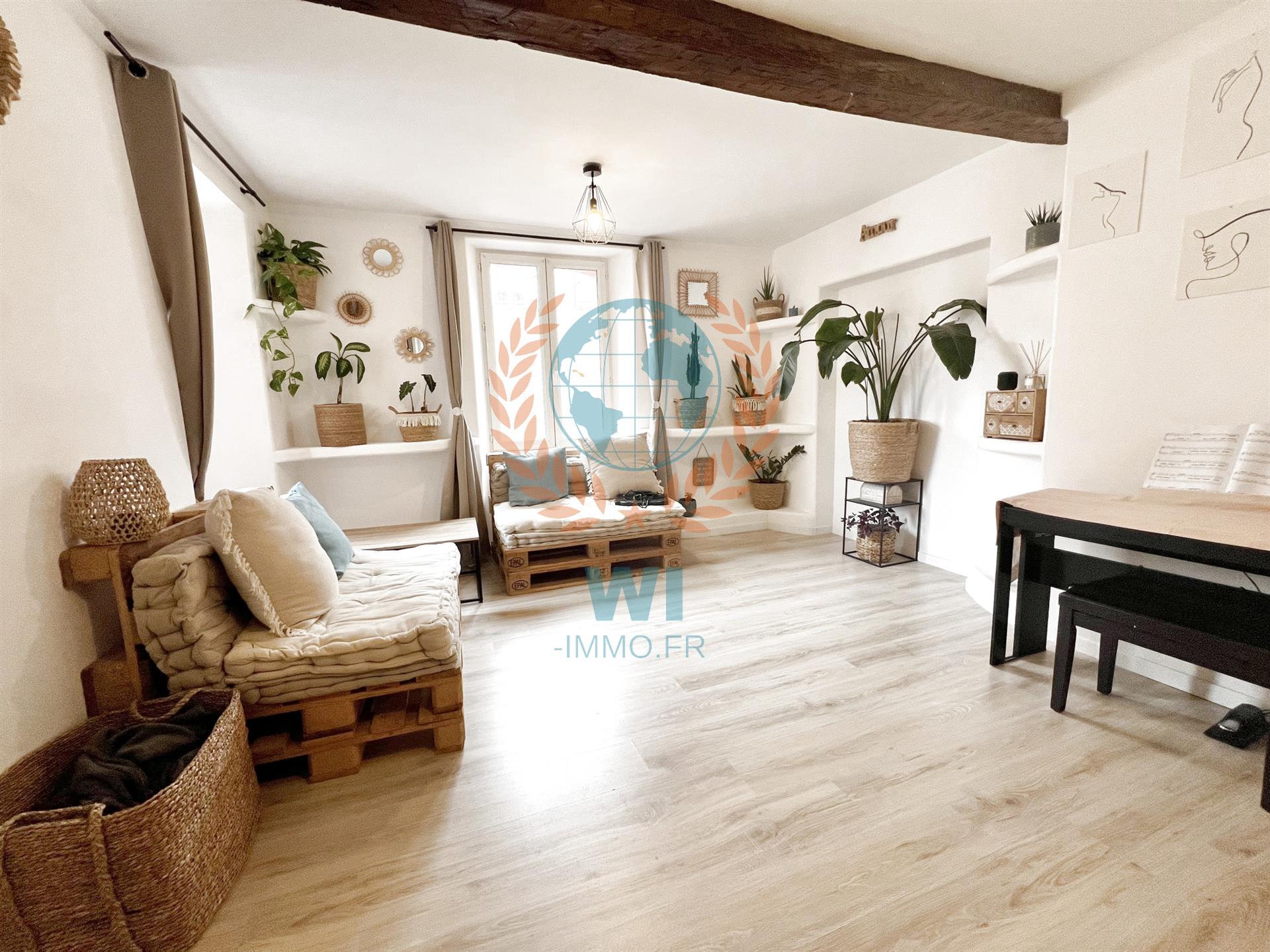Purchase: Apartment (83720)