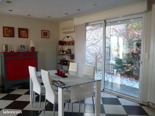 Maison à louer, 245m², Ceyrat