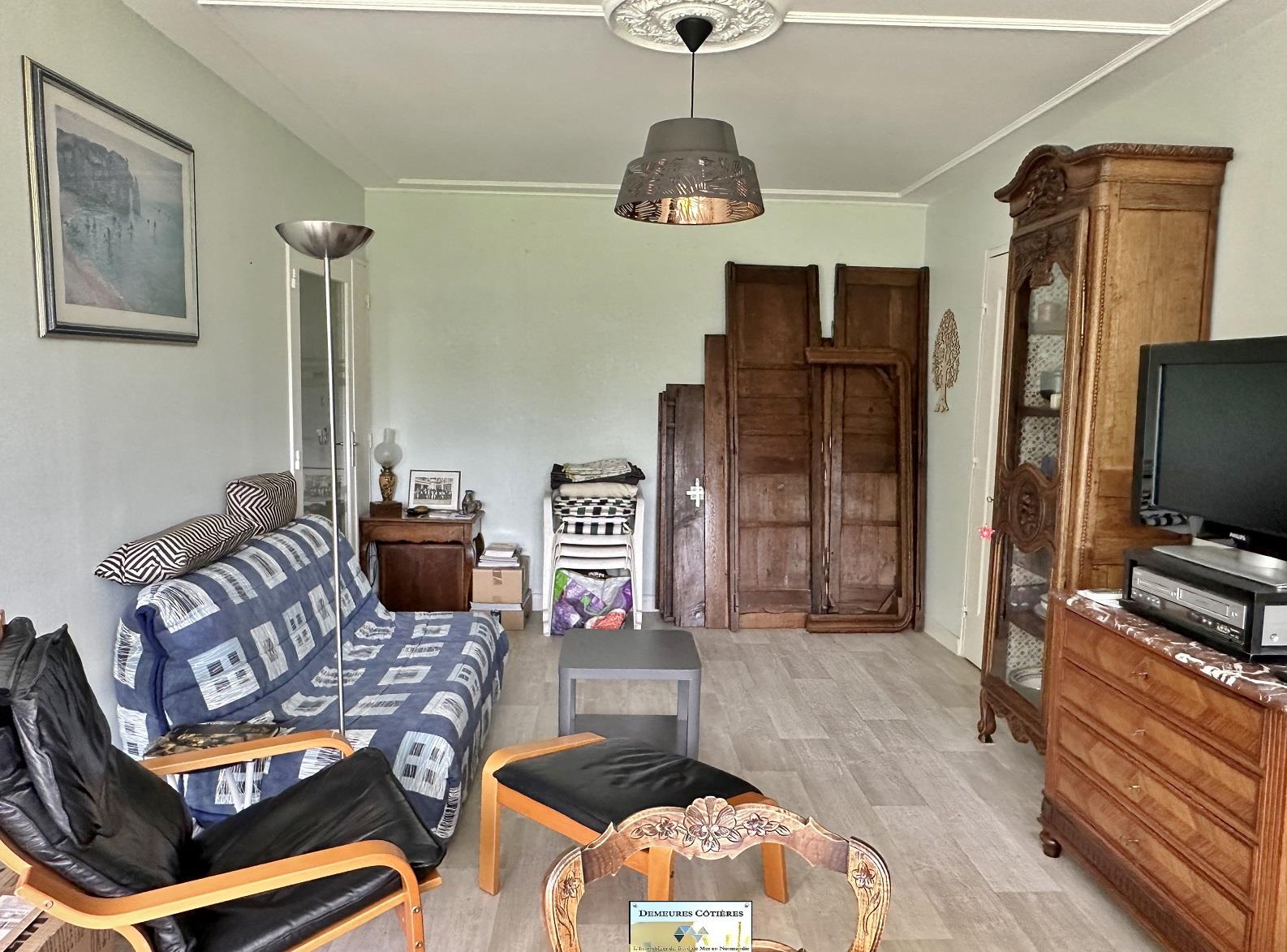 Apartment with Balcony And Garage In The Residence Les Bosquets At The Gates Of Etretat