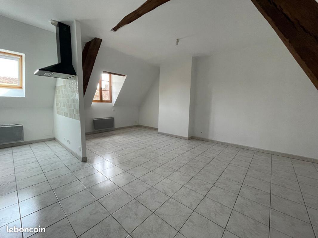 Appartement à louer, 60m², Nonancourt