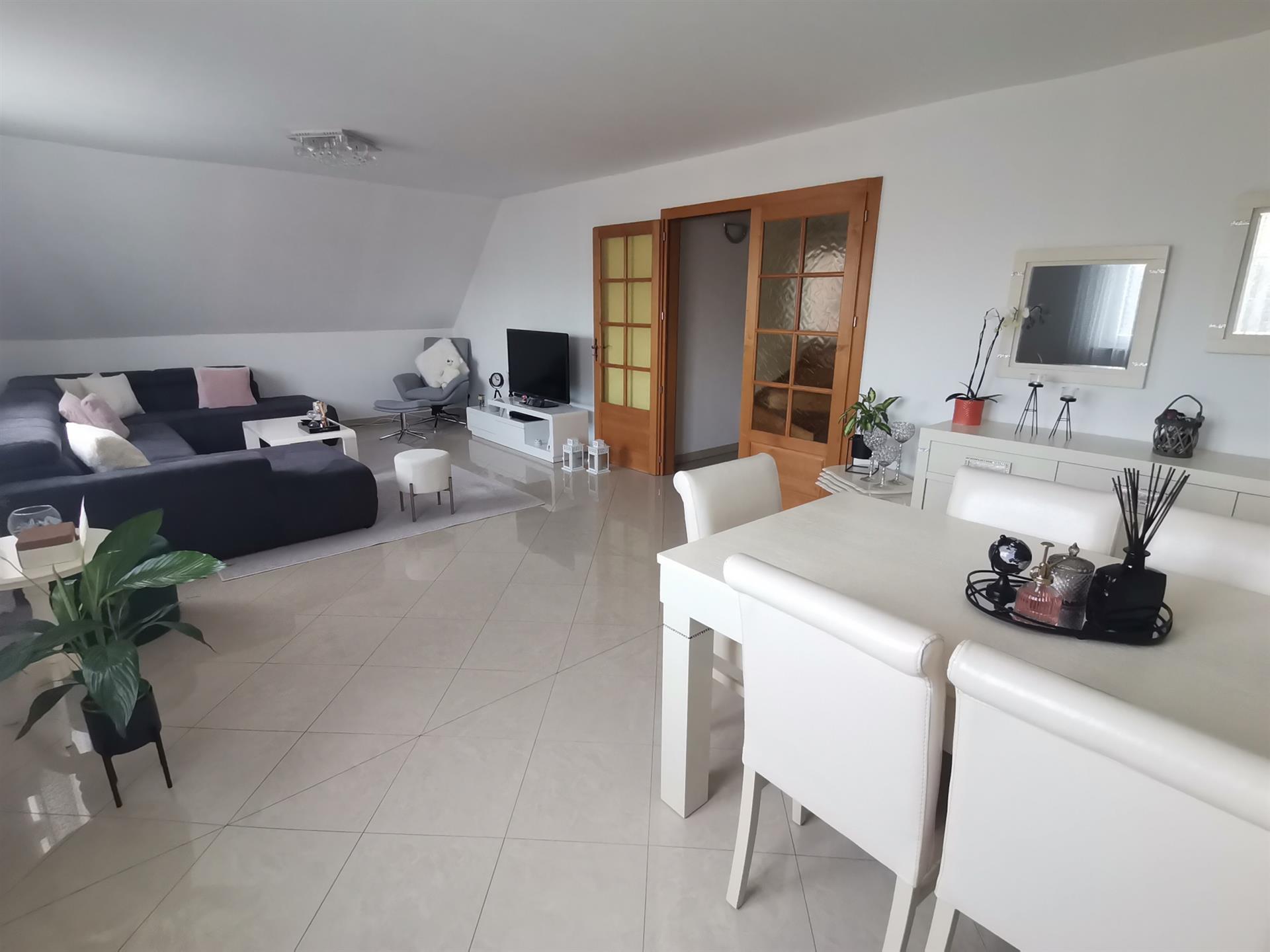 Compra: Vivenda (67390)