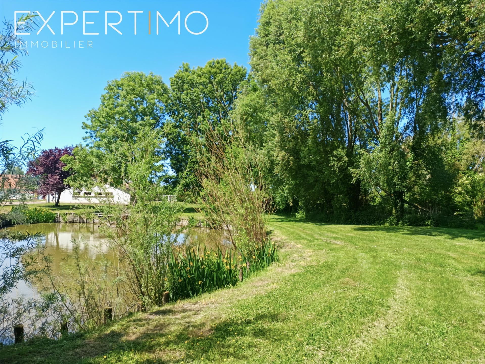 Beautiful property with 2 sheds, ideal for craftsmen, entrepreneurs or collectors!