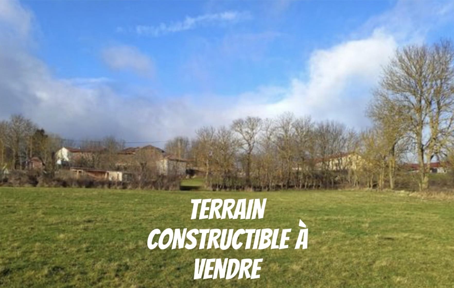34120 Lézignan-La-Cèbe building plot of 466 m2 with services