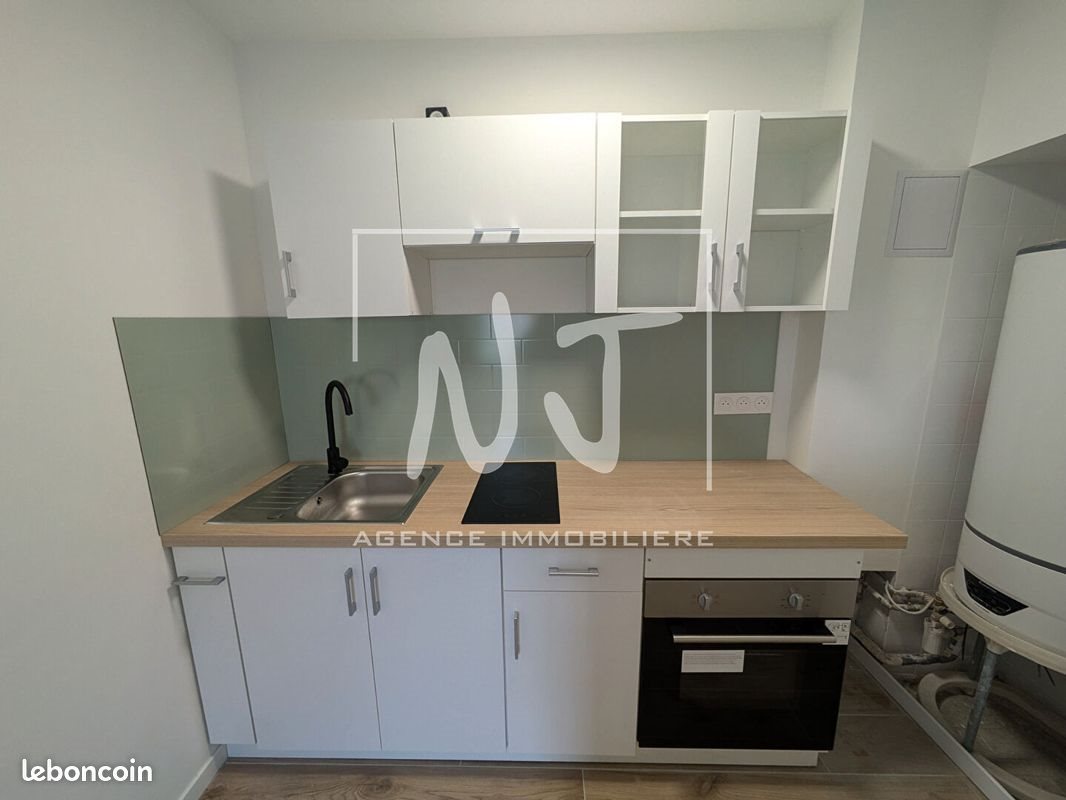 Appartement à louer, 32m², Gennes