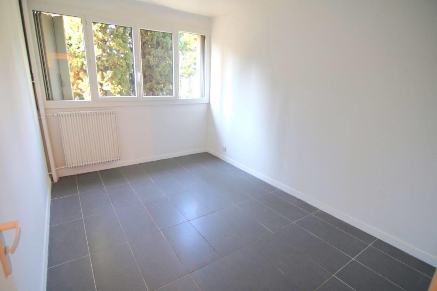 Appartement à louer, 95m², Marseille 10ème