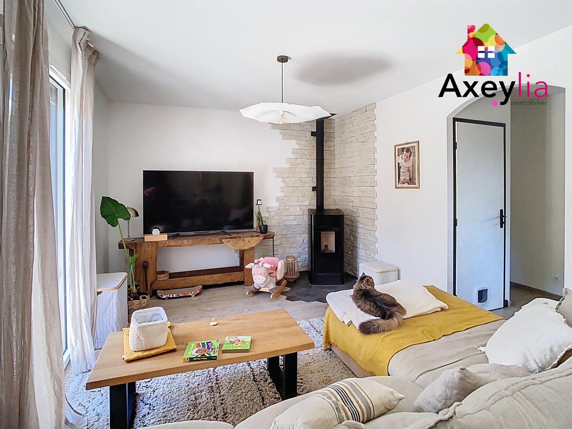 A Vendre- Saint-André D'apchon- Maison Sur Terrain De 2005 M2