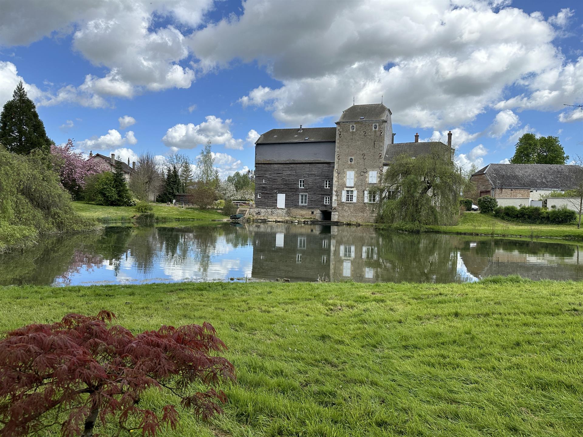 Moulin du Xviii ème siècle sur grande propriété