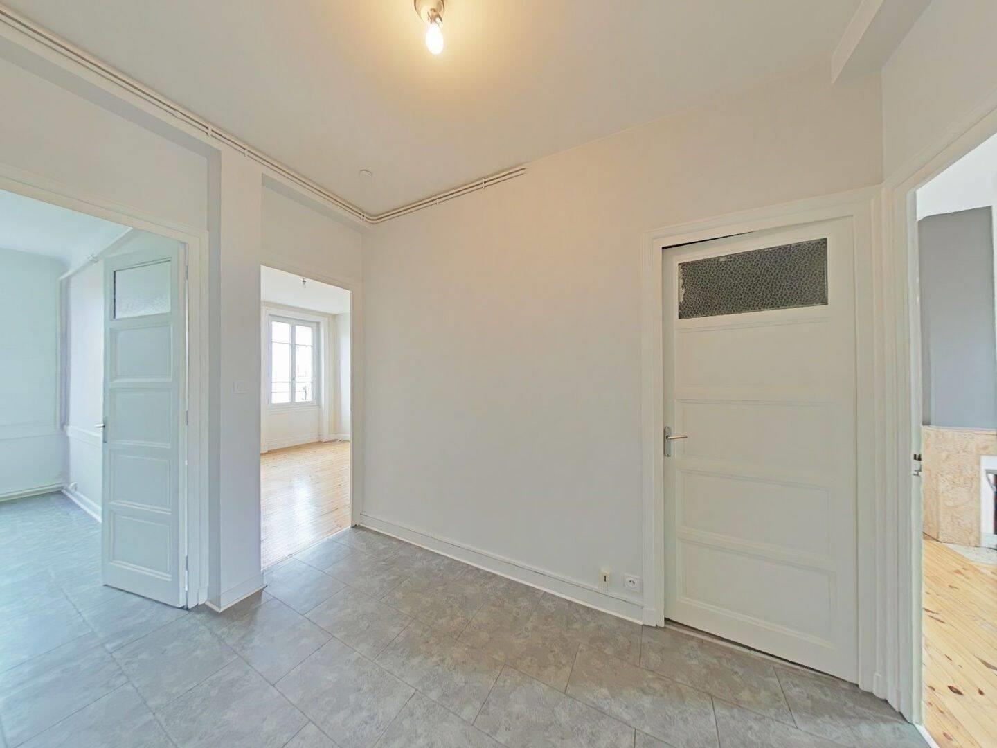 Appartement à louer, 72m², Saint-Etienne
