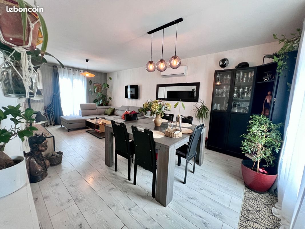 Maison à vendre, 101m², Saint-Ay