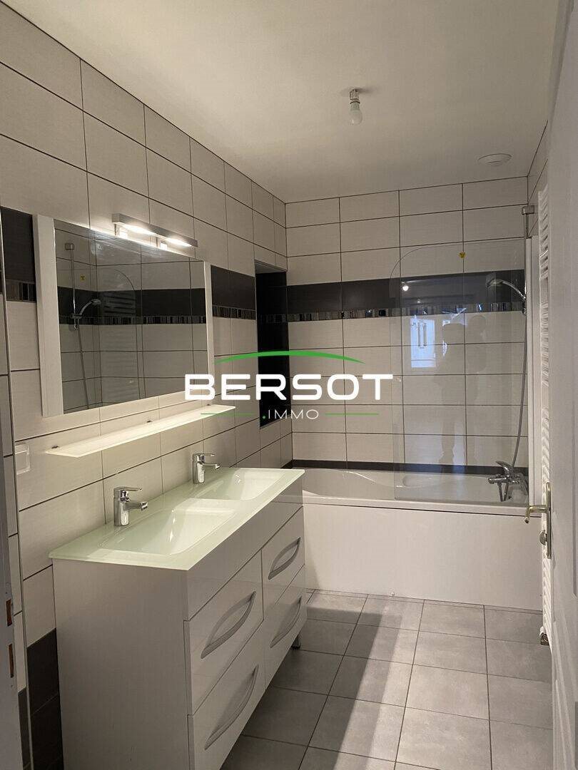 Appartement à louer, 71m², Ouhans