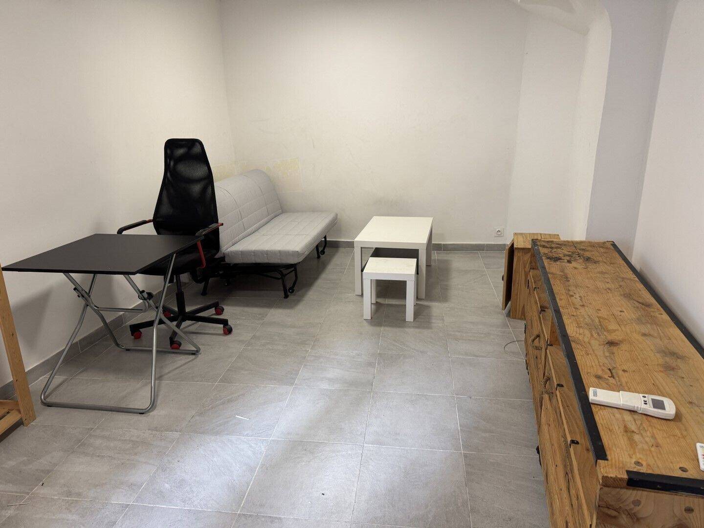 Appartement à louer, 21m², Marseille 5ème