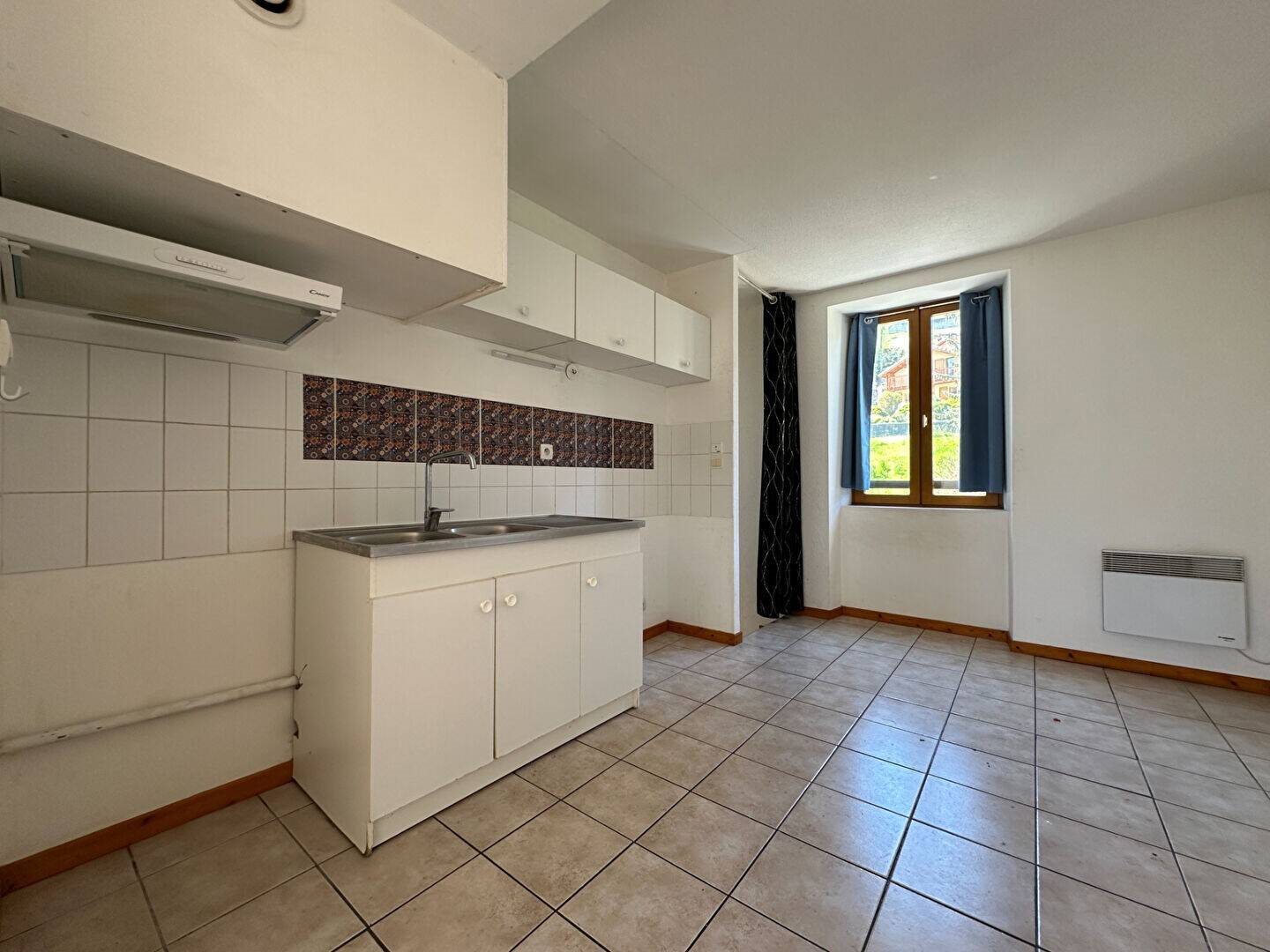 Appartement à louer, 65m², Tullins
