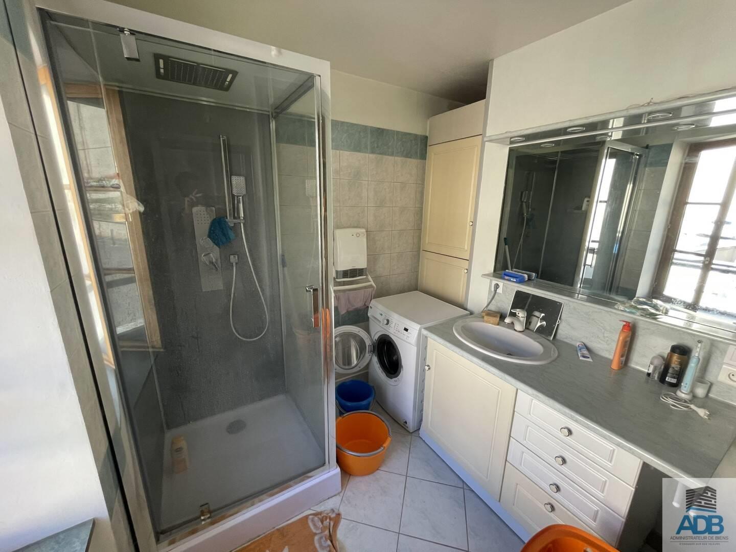 Appartement à louer, 59m², Ambierle