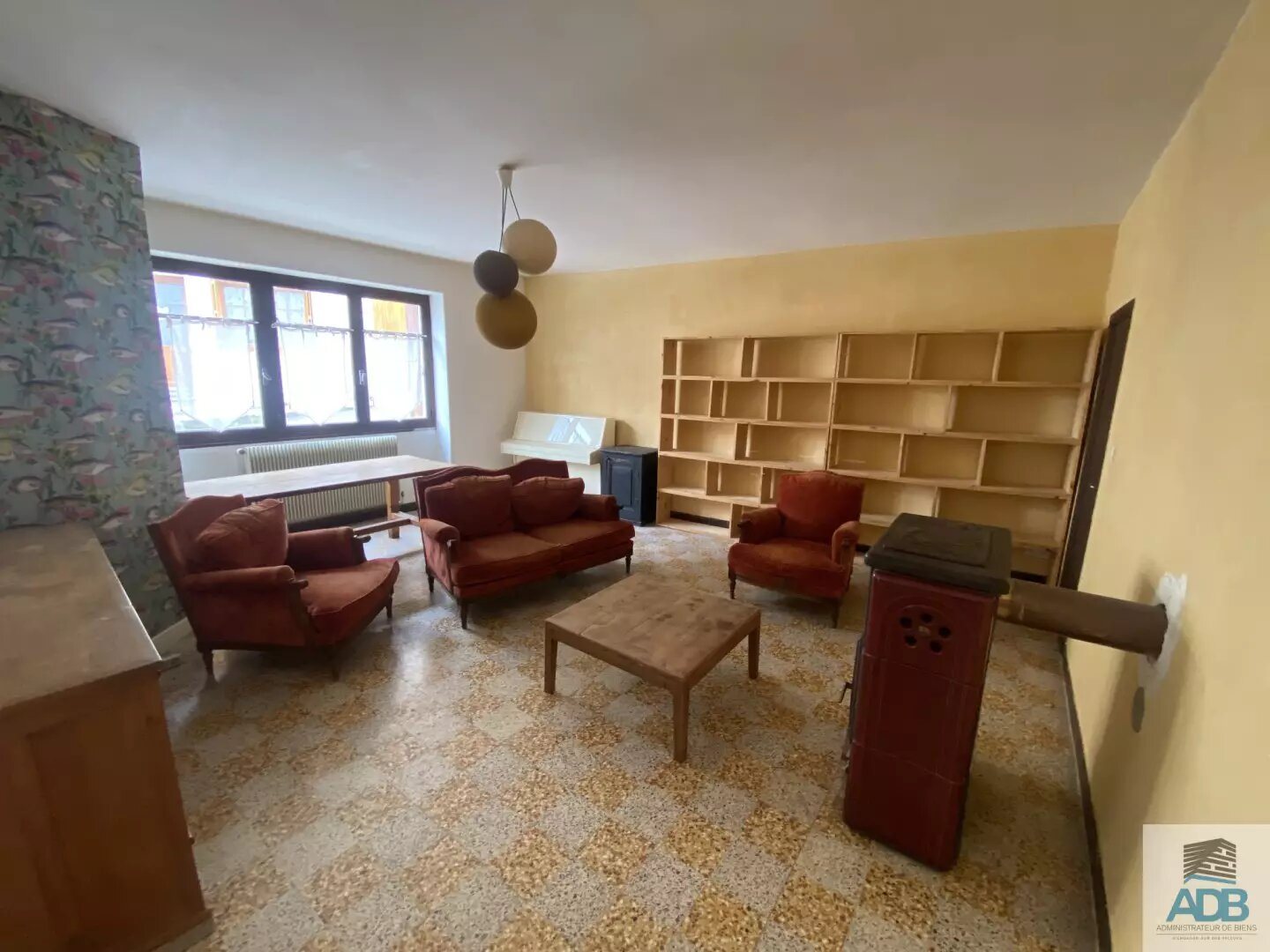 Maison à louer, 200m², Ambierle