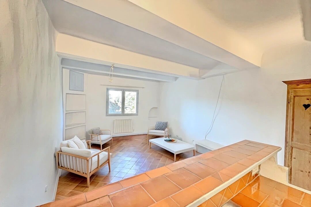 Appartement à louer, 49m², Lambesc