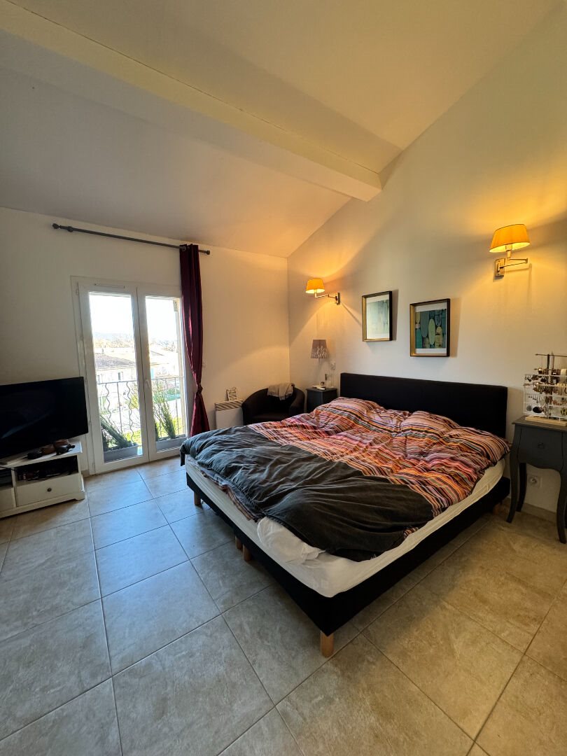 Appartement à louer, 103m², Garéoult