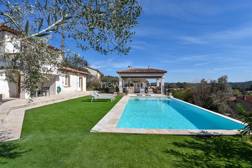 Lorgues - Contemporary house within walking distance of the village