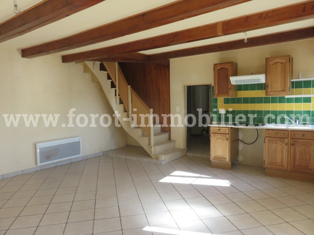 Maison à louer, 50m², Alboussière