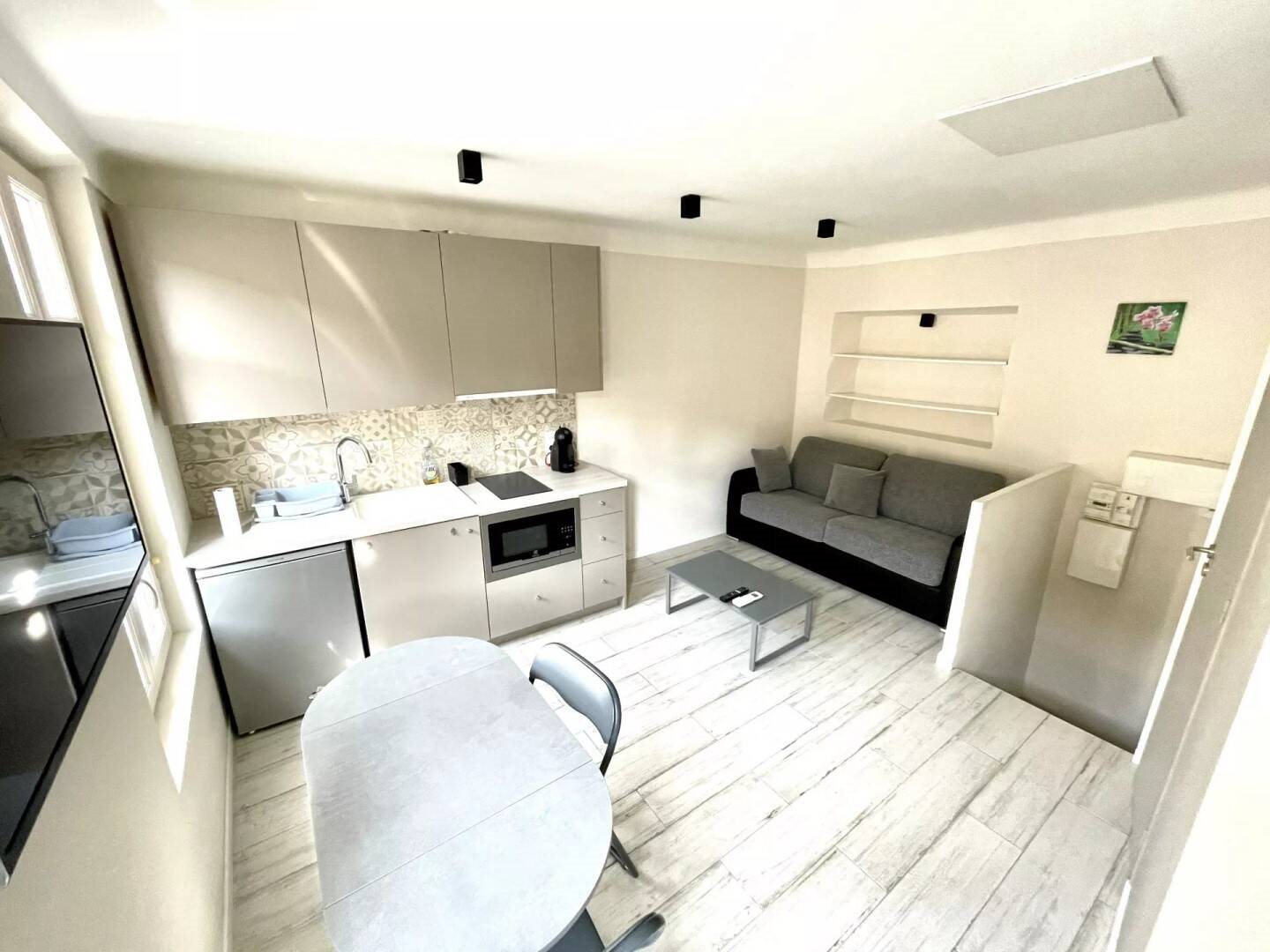 Appartement à louer, 20m², Valbonne