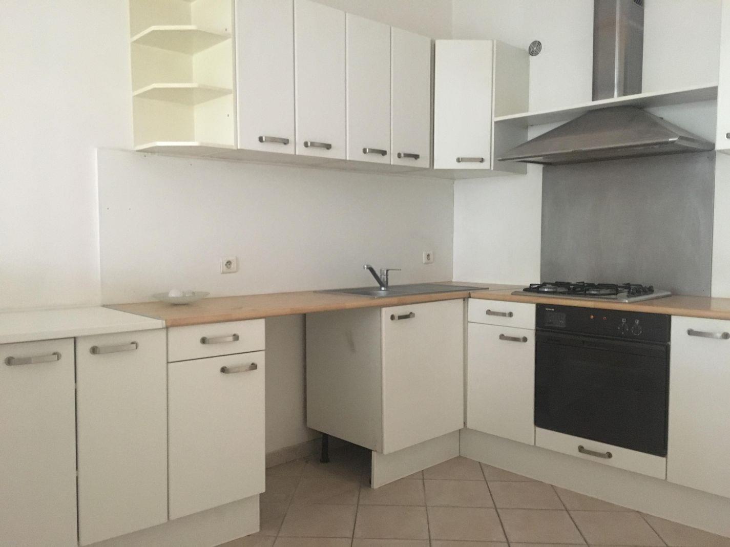 Appartement à louer, 82m², Nîmes