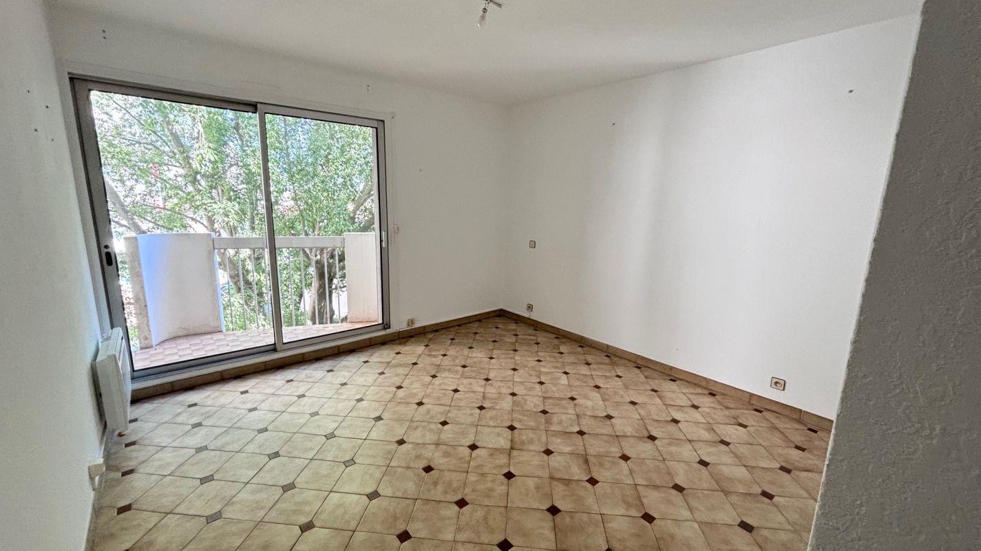 Appartement à louer, 41m², Nîmes