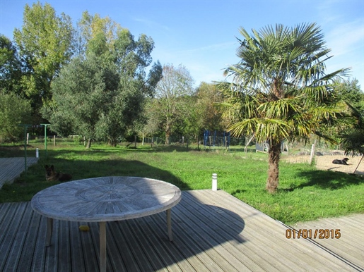 Advert pic 0